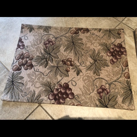 2 placemat. - Picture 3 of 5